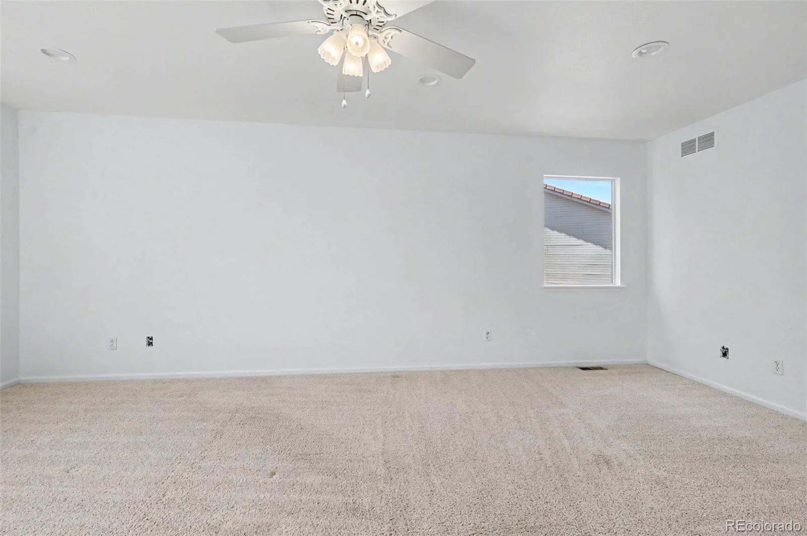 20228 Andrews Place Denver CO 80249 | MLS #REC8052521 07302026225327 1600 20
