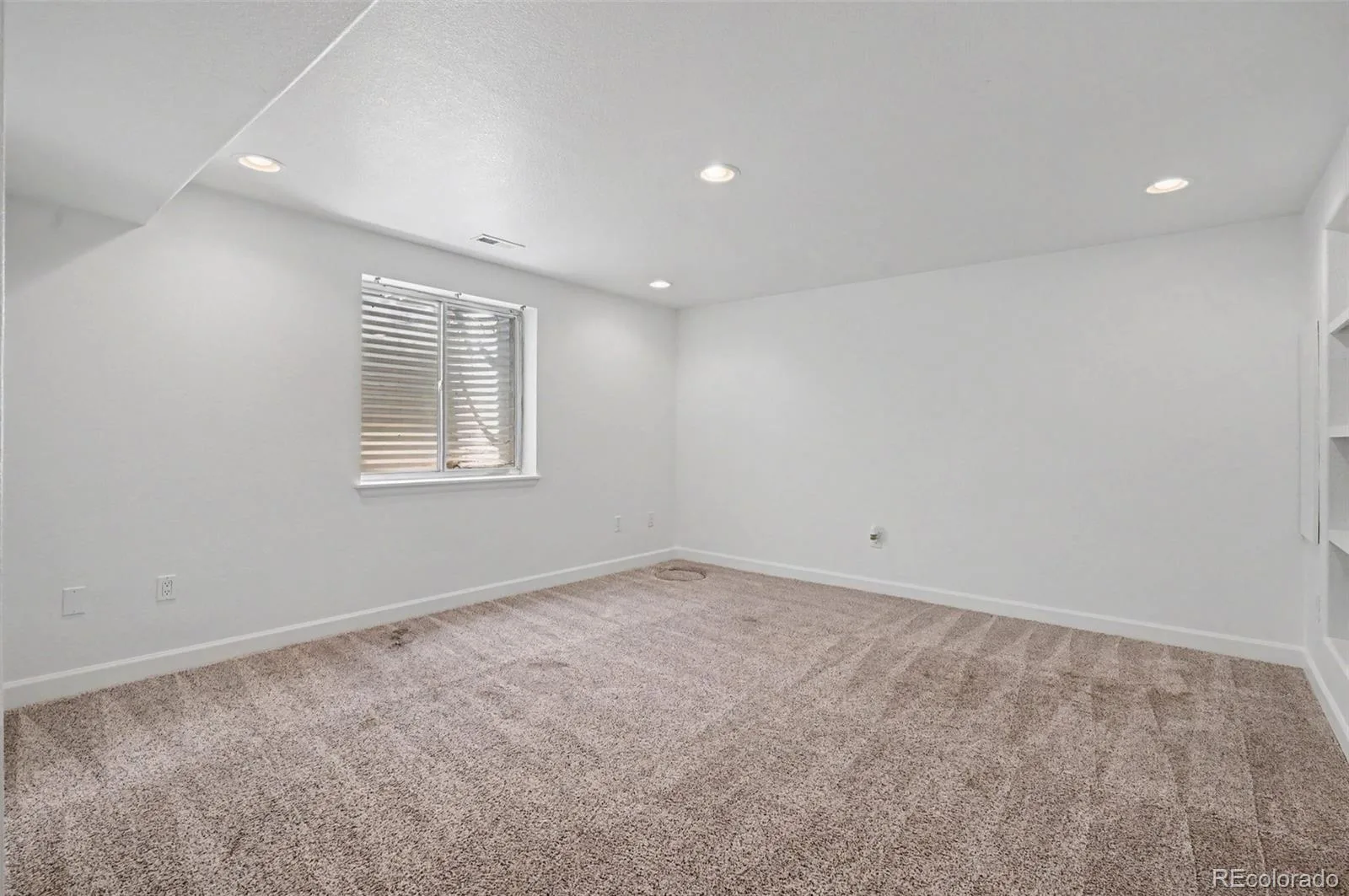20228 Andrews Place Denver CO 80249 | MLS #REC8052521 07302026225327 1600 24