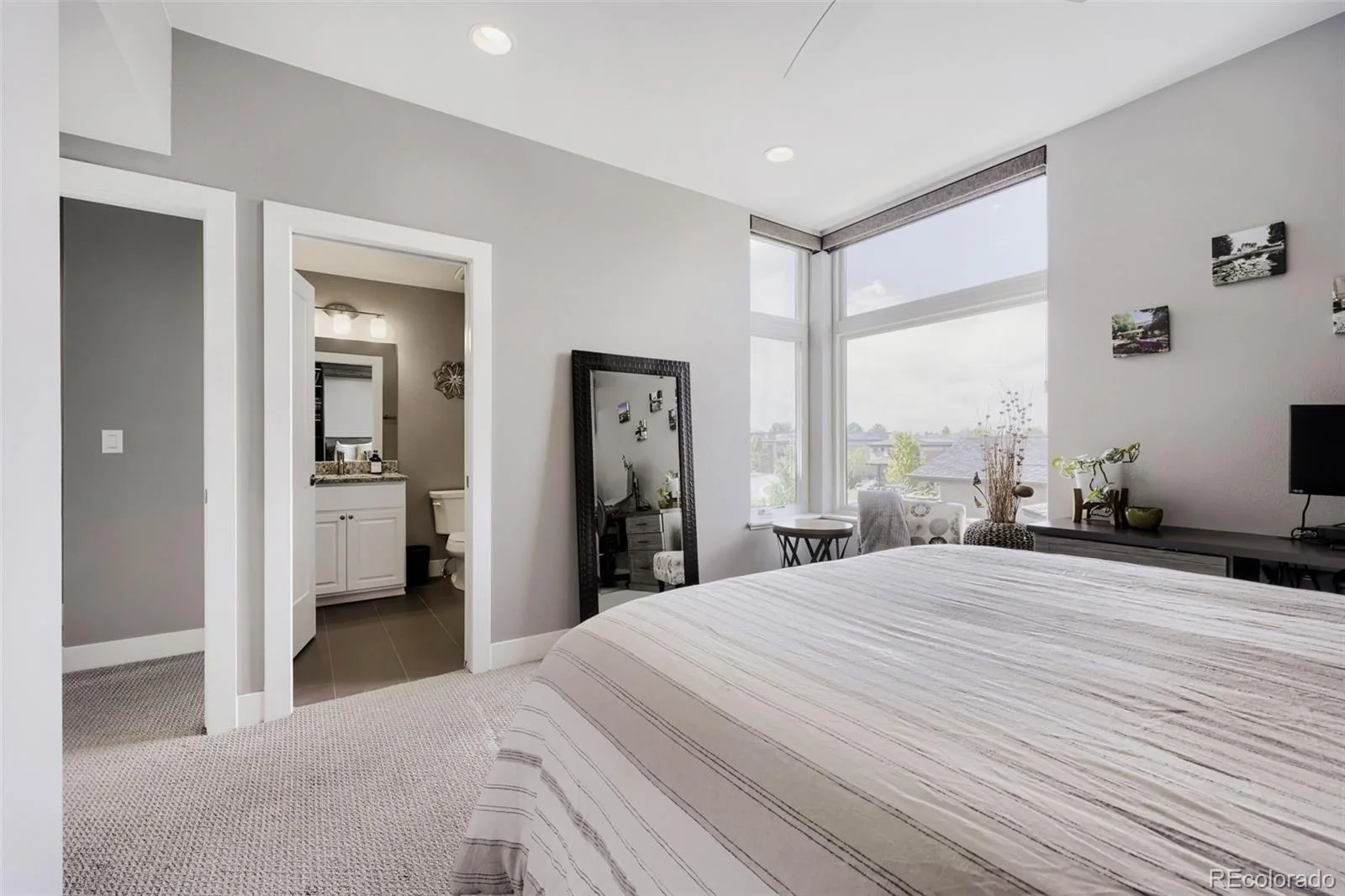 6729 E Lowry Boulevard Denver CO 80230 | MLS #REC8055518 08052026213548 1600 18
