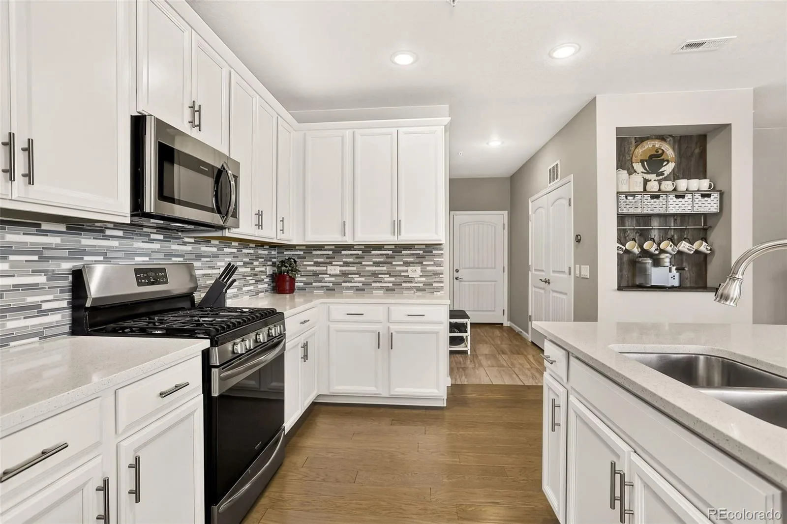 24817 E Calhoun Place #B Aurora CO 80016 | MLS #REC8055599 08262026131234 1600 12