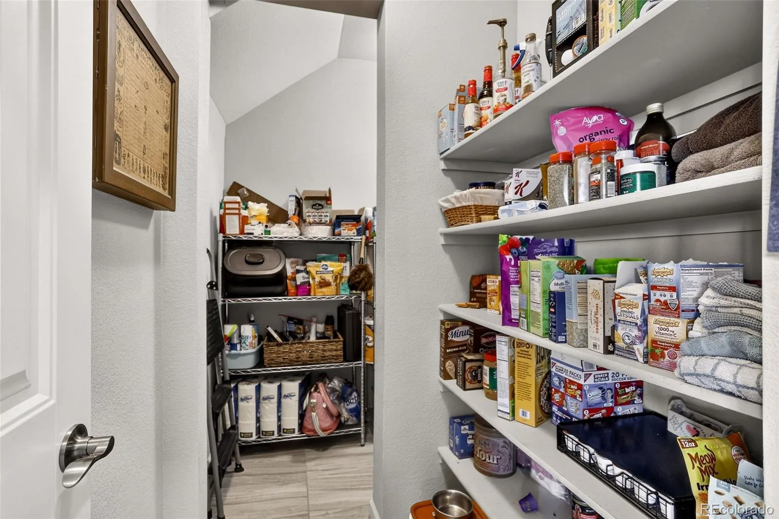 24817 E Calhoun Place #B Aurora CO 80016 | MLS #REC8055599 08262026131234 1600 17