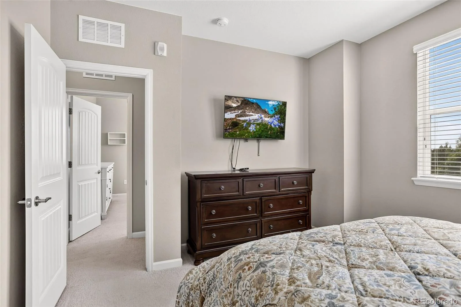 24817 E Calhoun Place #B Aurora CO 80016 | MLS #REC8055599 08262026131234 1600 29