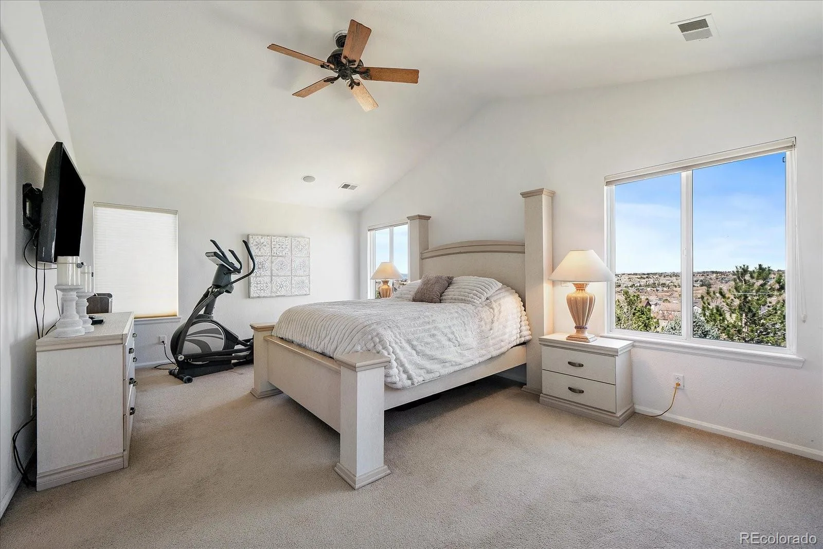 22455 Laurel Oak Drive Parker CO 80138 | MLS #REC8058139 07142026221722 1600 24