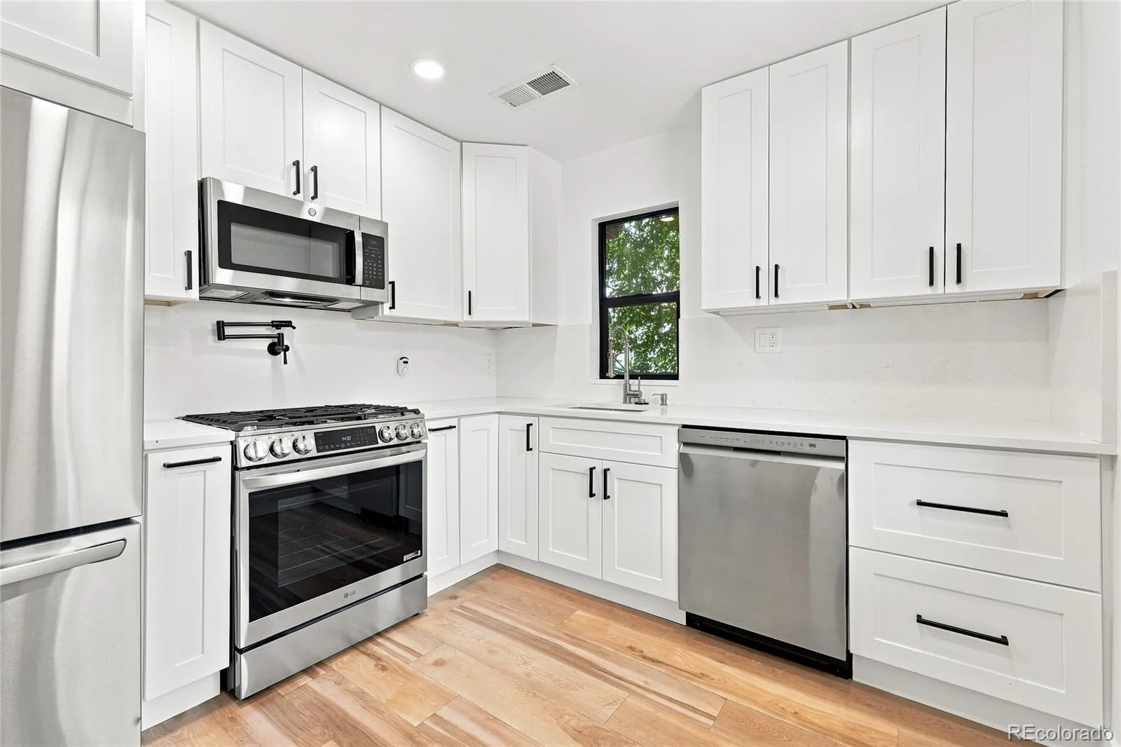 1448 Niagara Street Denver CO 80220 | MLS #REC8059597 09222026084145 1600 15