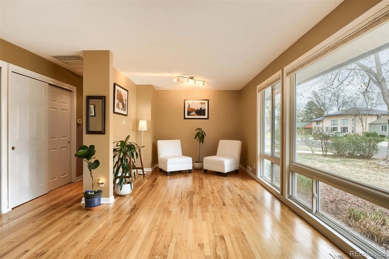 1425 S Hudson Street Denver CO 80222 MLS #REC8060374 04122026232132 1600 6