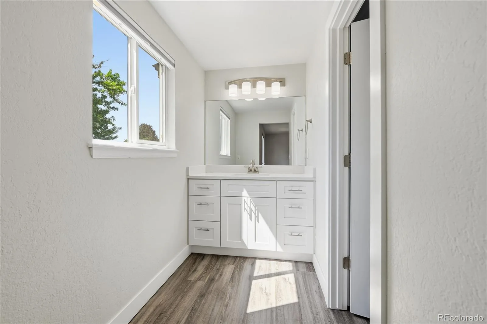 3368 S Elkhart Street Aurora CO 80014 | MLS #REC8061055 07182026190837 1600 19