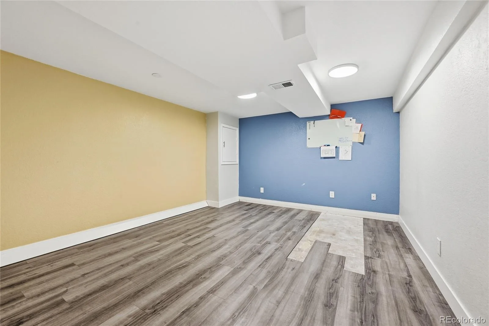 3368 S Elkhart Street Aurora CO 80014 | MLS #REC8061055 07182026190837 1600 25