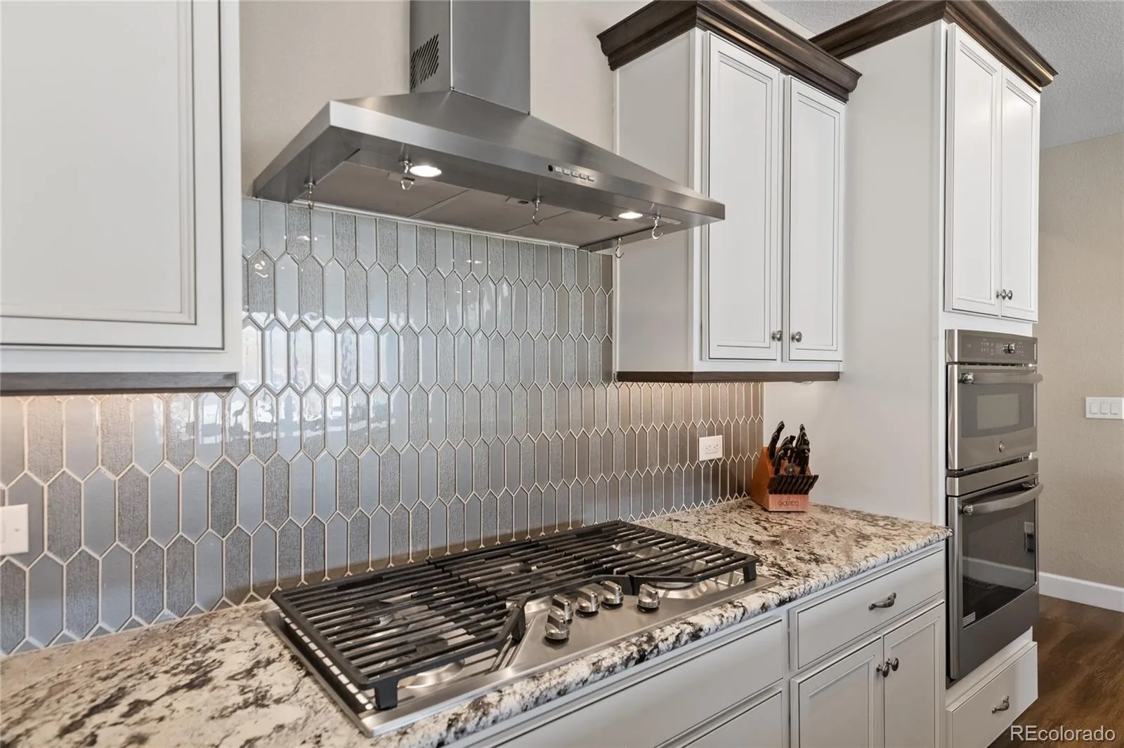 6655 Mentha Drive Castle Rock CO 80108 MLS #REC8061085 05122026230624 1600 10