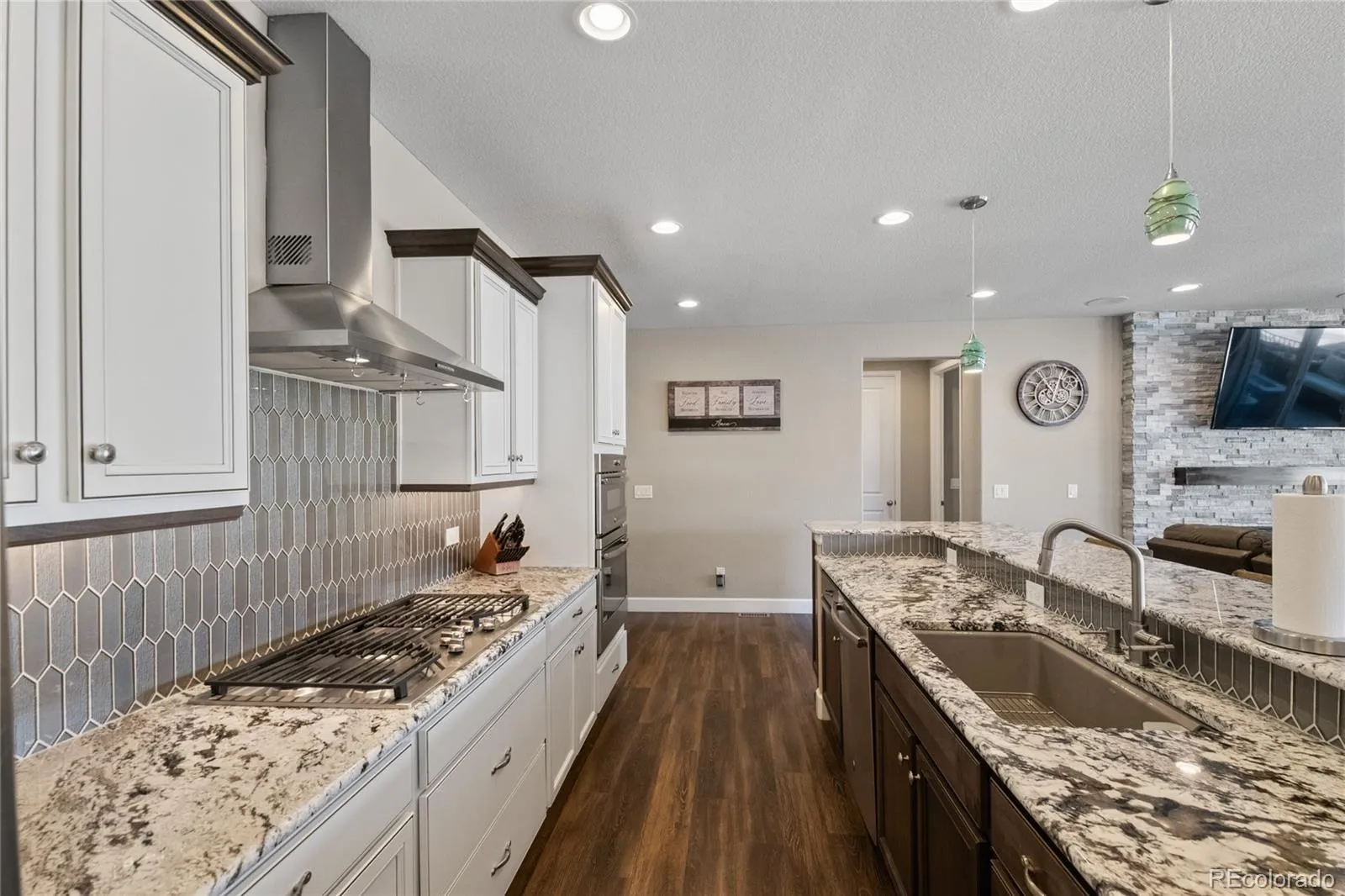 6655 Mentha Drive Castle Rock CO 80108 MLS #REC8061085 05122026230624 1600 9