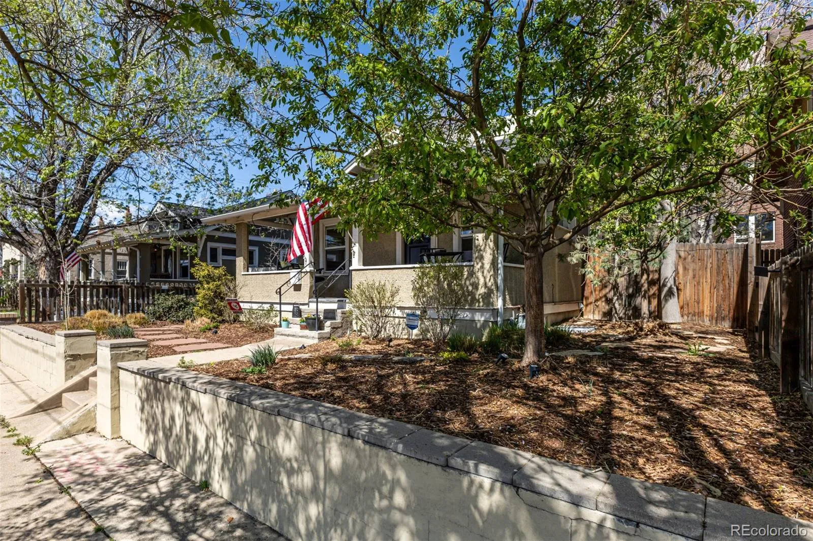 04092026002556 1600 2