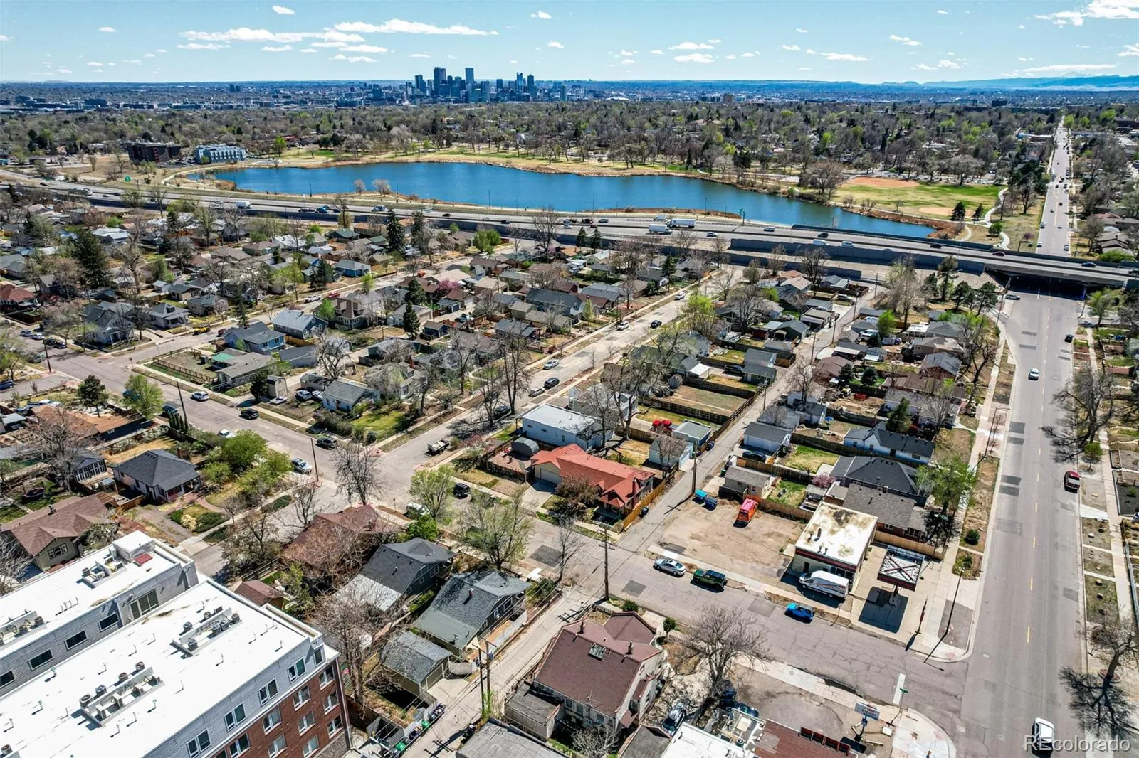 04092026002556 1600 24