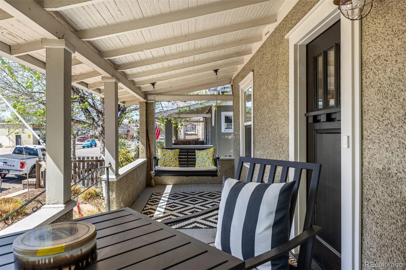 04092026002556 1600 3