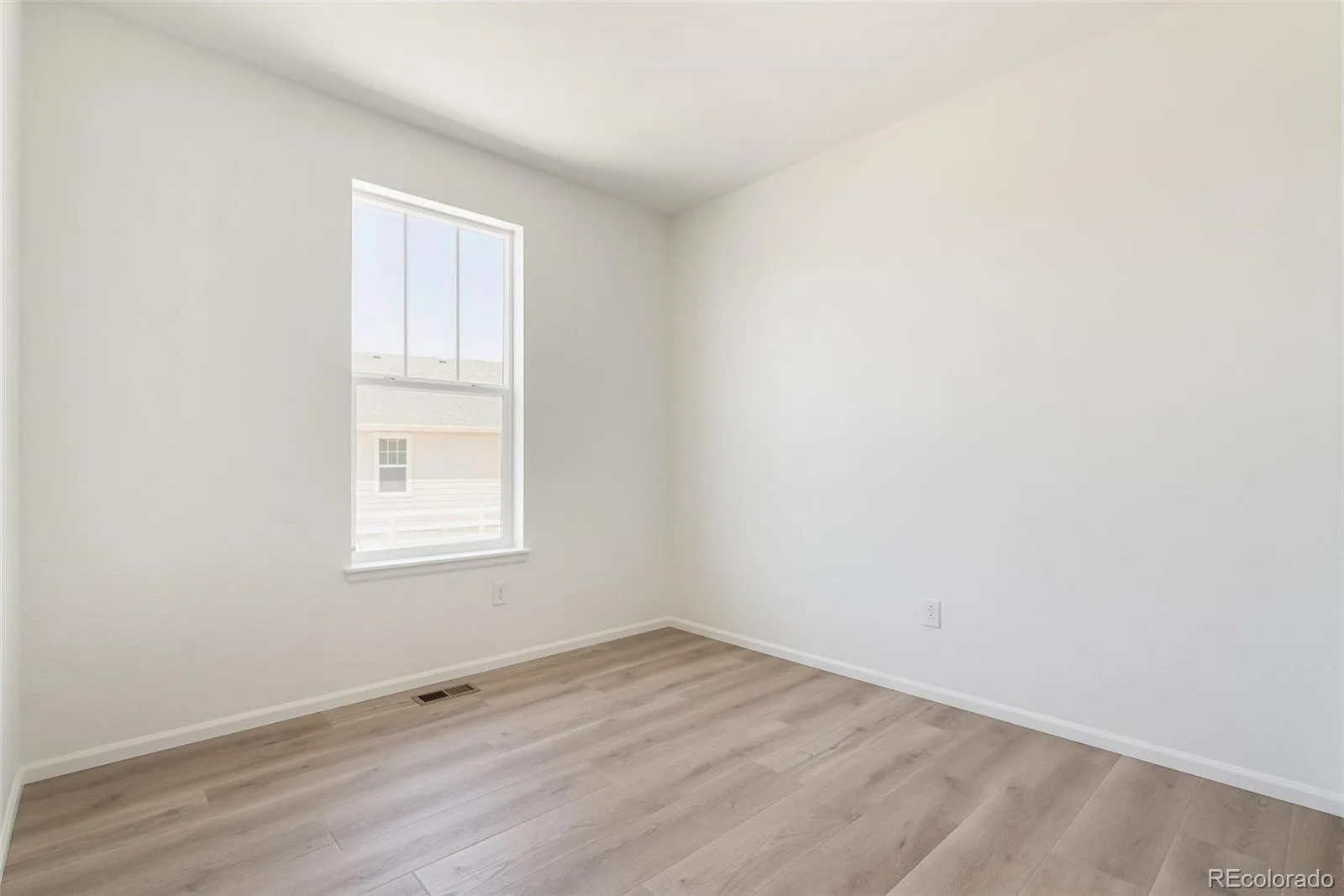 1730 S Gold Bug Way Aurora CO 80018 | MLS #REC8061315 06242026235235 1600 25