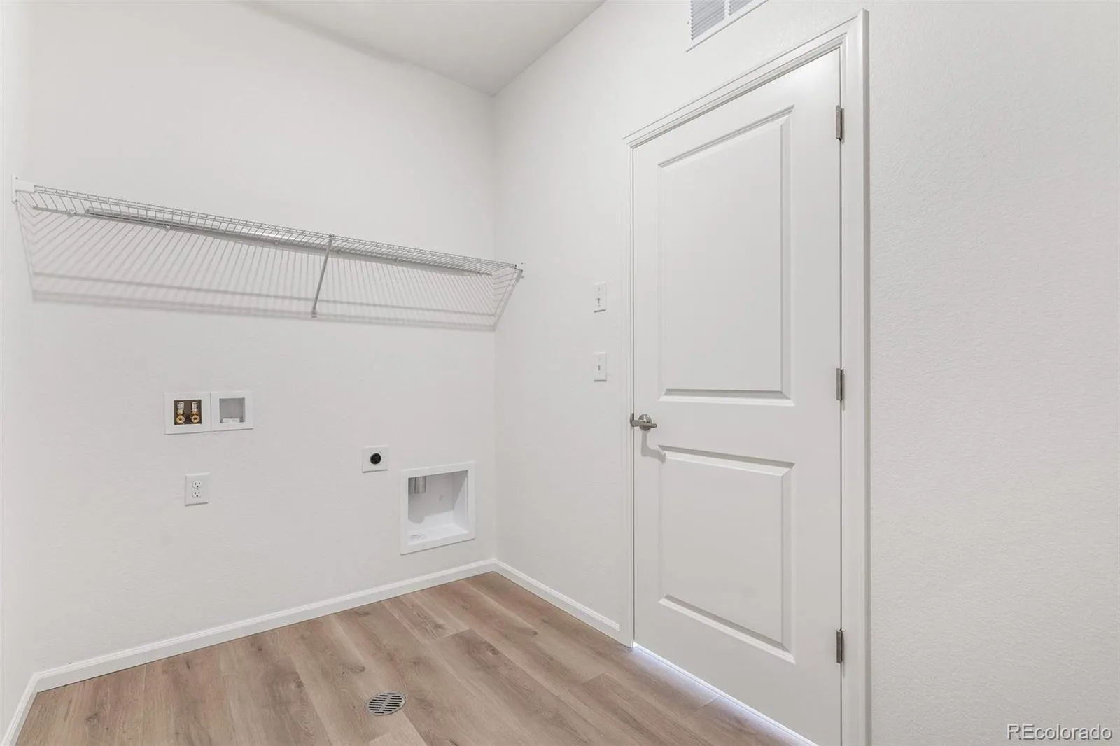 1730 S Gold Bug Way Aurora CO 80018 | MLS #REC8061315 06242026235235 1600 27