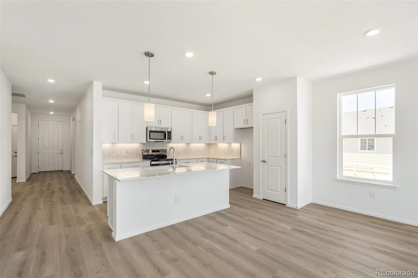 1730 S Gold Bug Way Aurora CO 80018 | MLS #REC8061315 06242026235235 1600 9