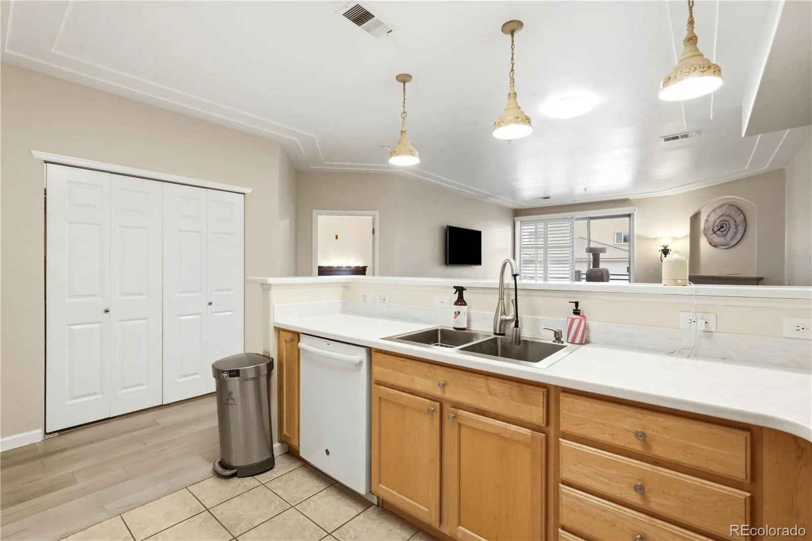13353 W Alameda Parkway #108 Lakewood CO 80228 | MLS #REC8064079 07072026213838 1600 10