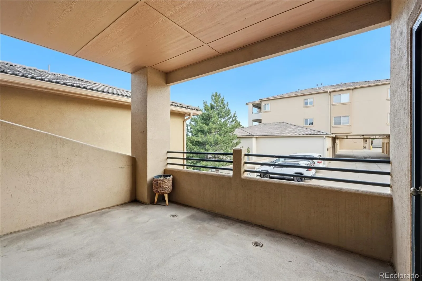 13353 W Alameda Parkway #108 Lakewood CO 80228 | MLS #REC8064079 07072026213838 1600 20