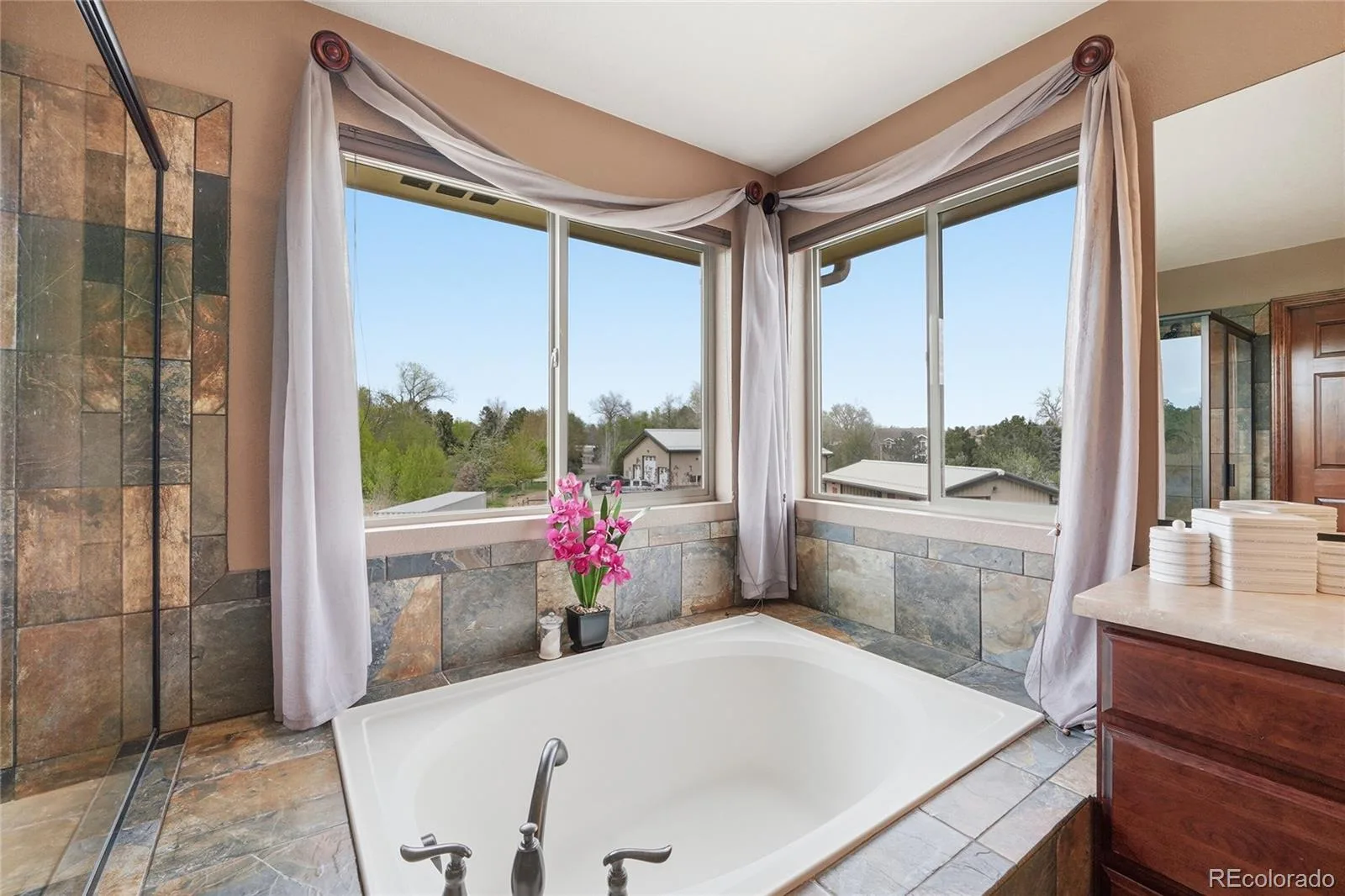 5045 Gladiola Golden CO 80403 | MLS #REC8064276 07202026155405 1600 26