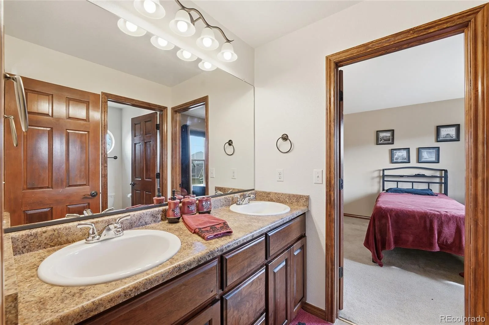 5045 Gladiola Golden CO 80403 | MLS #REC8064276 07202026155405 1600 29