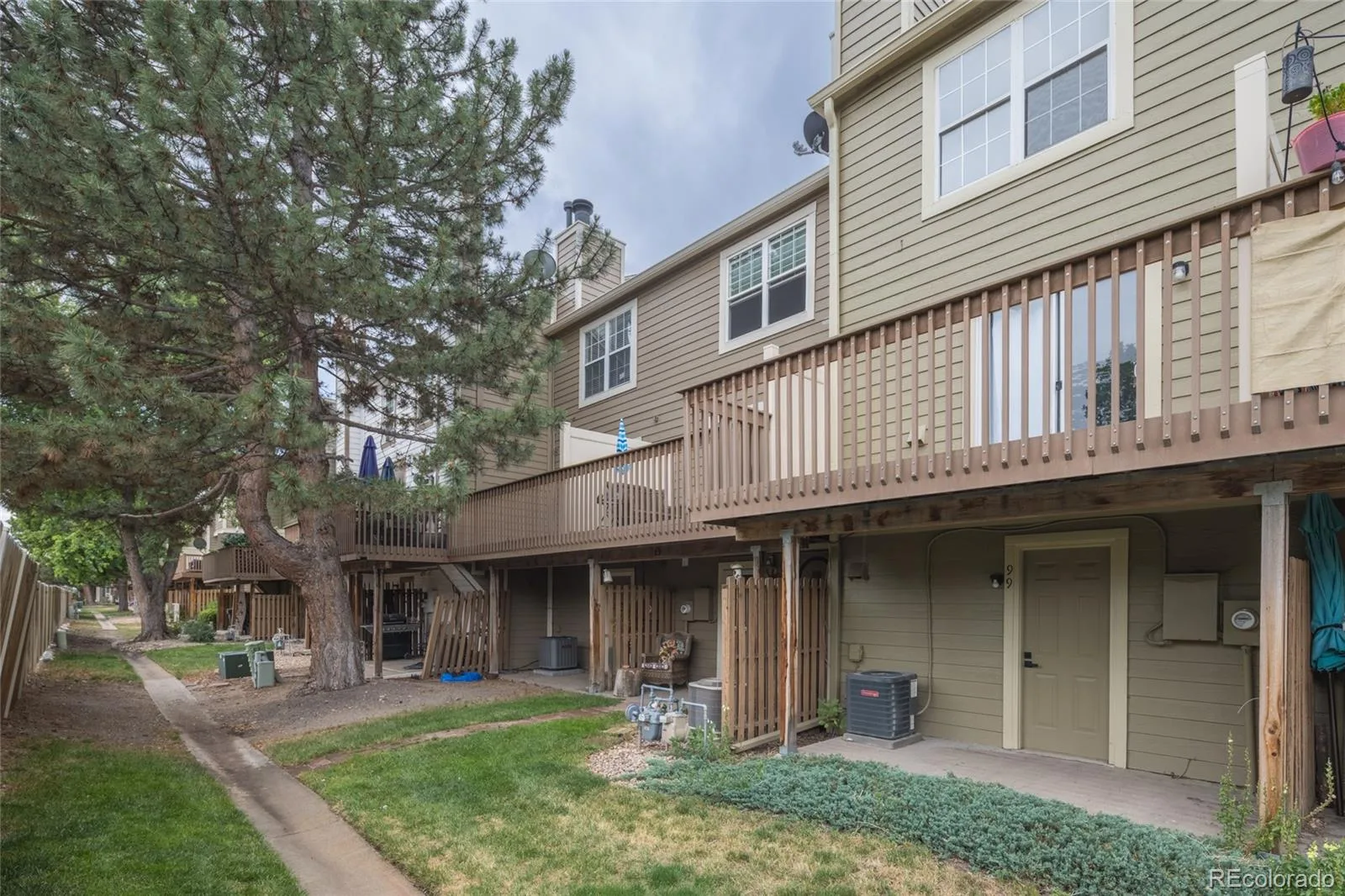 1811 S Quebec Way #99 Denver CO 80231 | MLS #REC8064290 08142026221332 1600 26