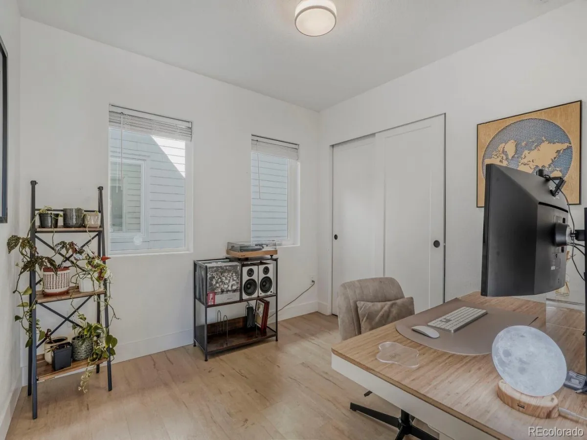 04092026181610 1200 15