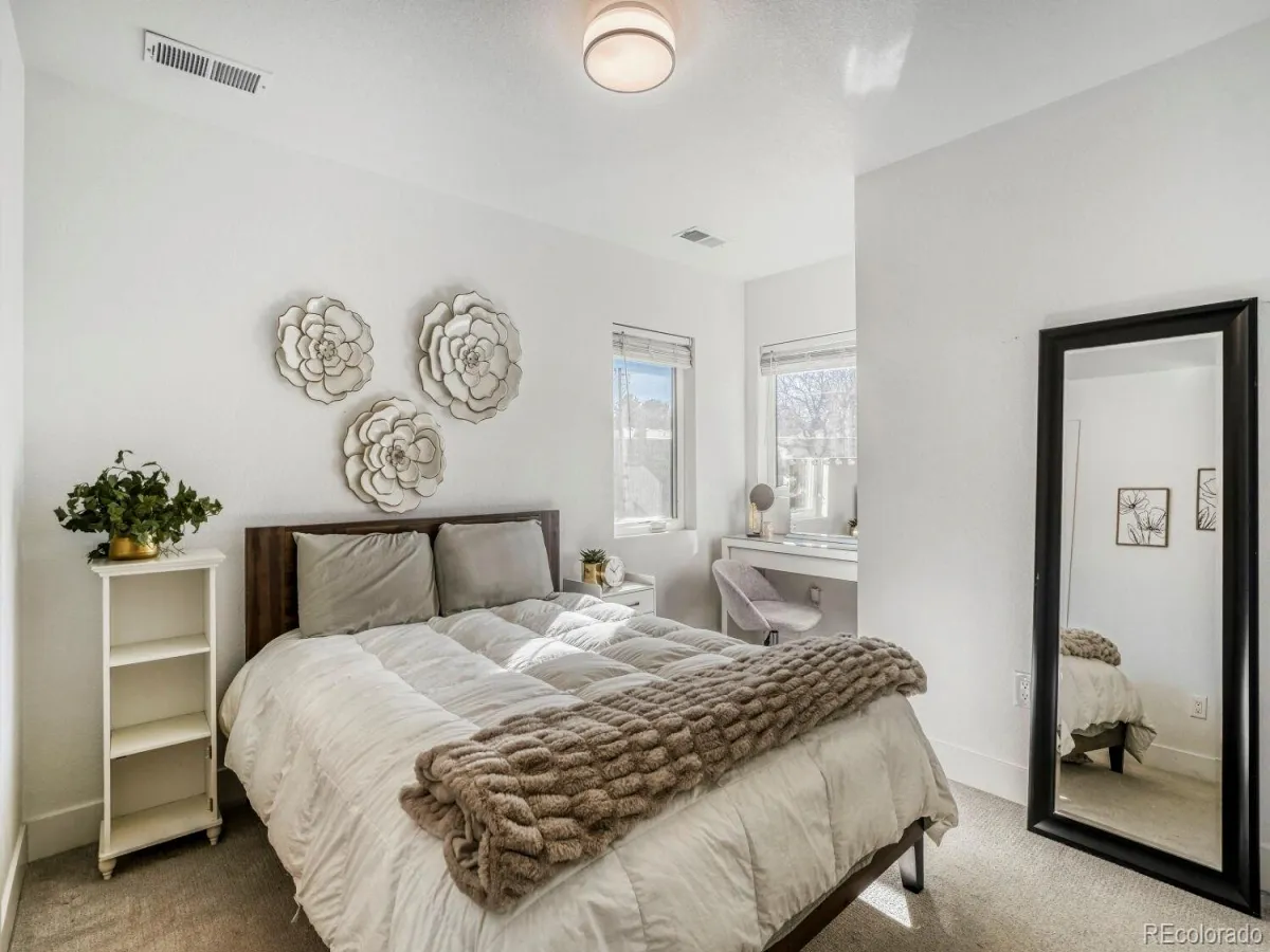 04092026181610 1200 22