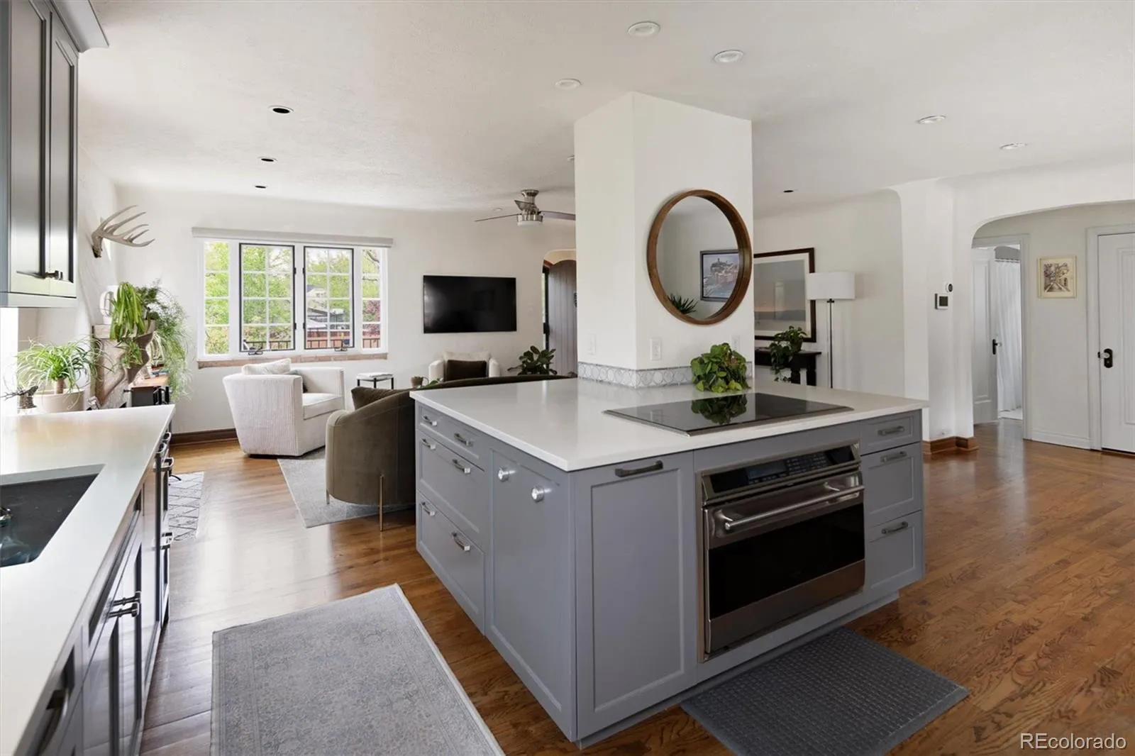 956 S Elizabeth Street Denver CO 80209 MLS #REC8066734 05062026231627 1600 19