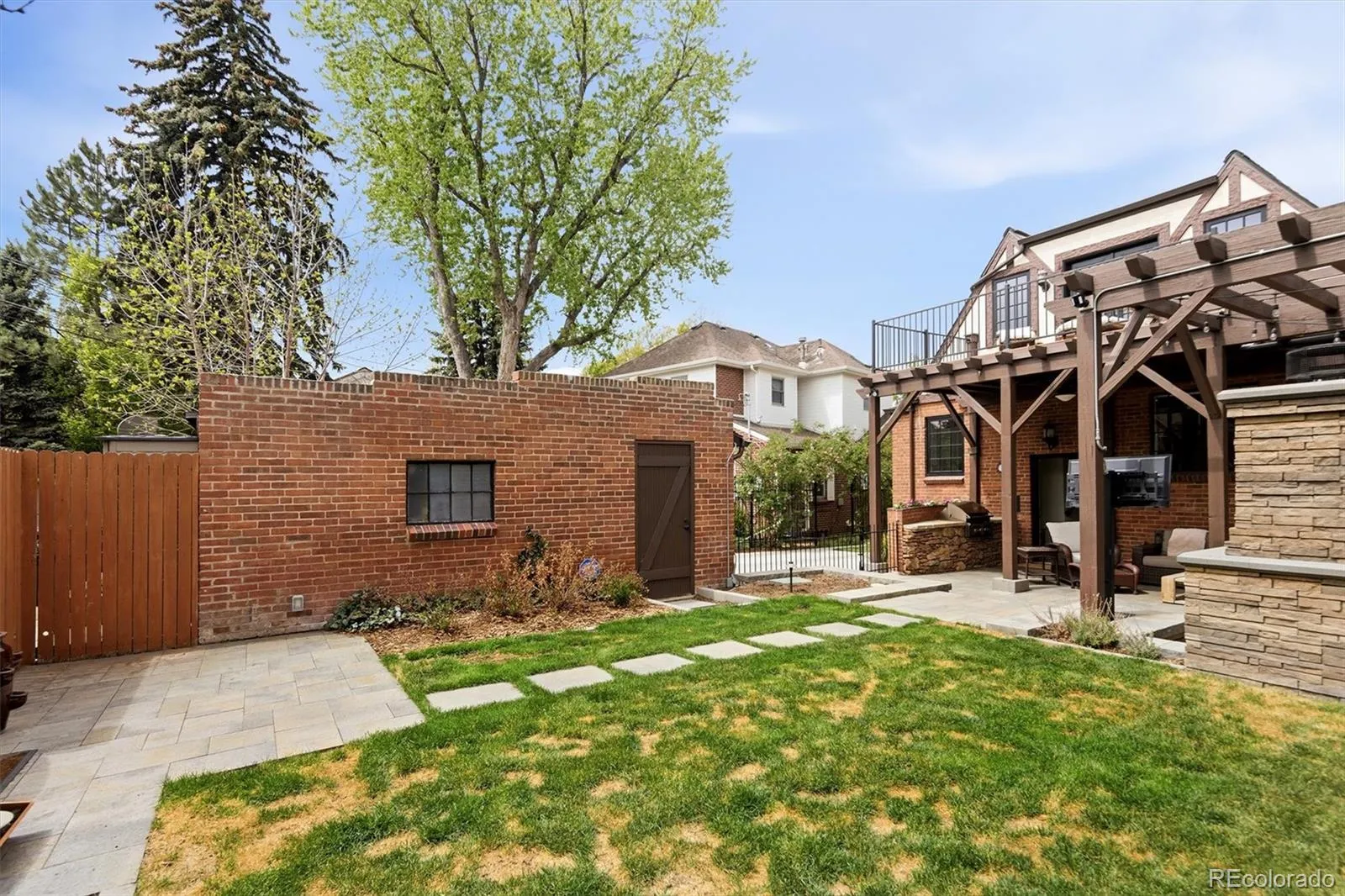 956 S Elizabeth Street Denver CO 80209 MLS #REC8066734 05062026231627 1600 31