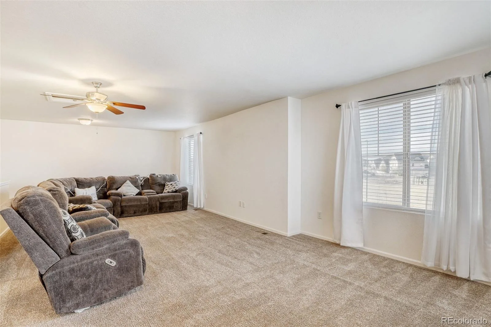 19001 E 55Th Avenue Denver CO 80249 | MLS #REC8067852 07092026155208 1600 13