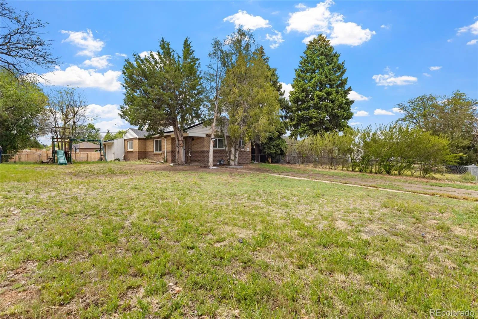 6825 E Martin Luther King Jr Boulevard Denver CO 80207 MLS #REC8068169 05232026095928 1600 4