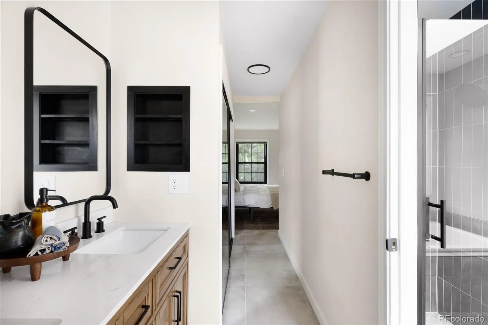 04152026202335 1600 17