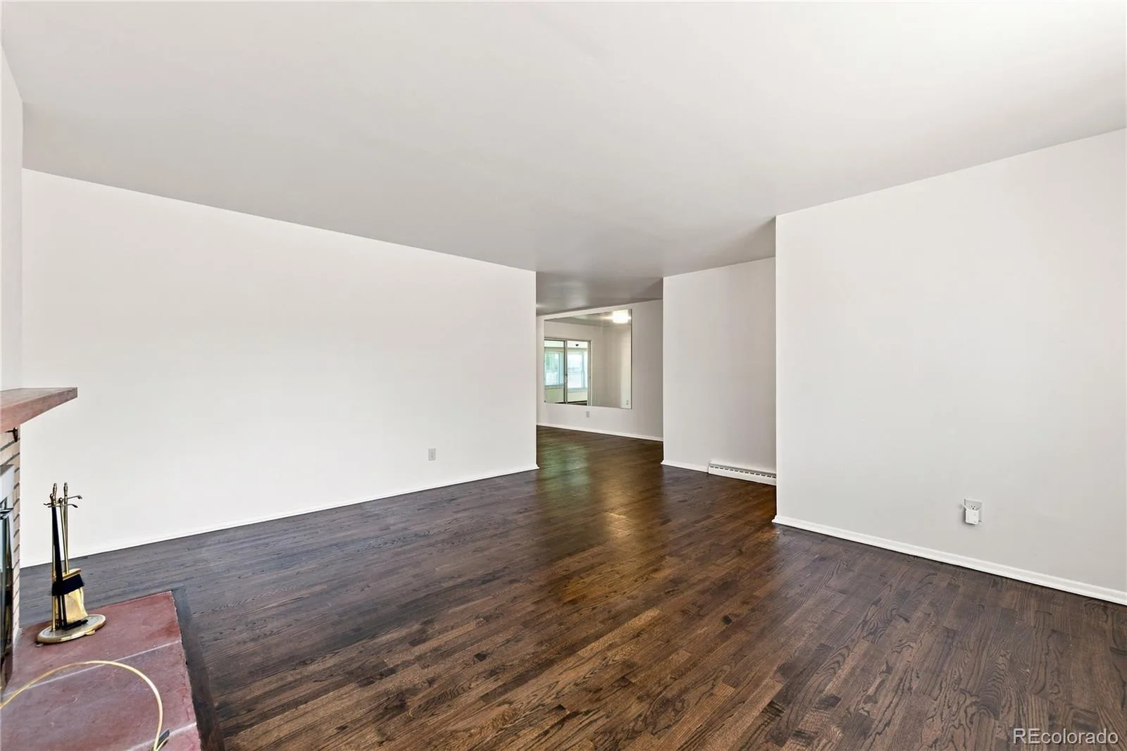 8035 E Jefferson Place Denver CO 80237 | MLS #REC8070125 08202026204547 1600 4