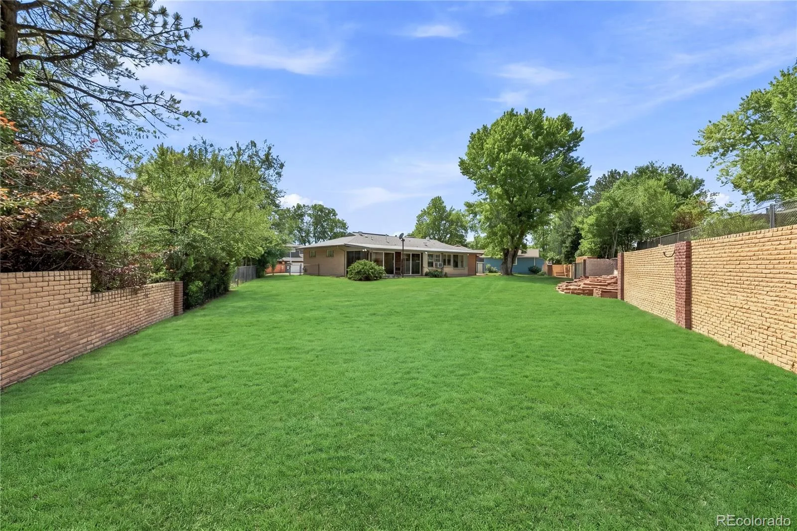 8035 E Jefferson Place Denver CO 80237 | MLS #REC8070125 08202026204547 1600 41