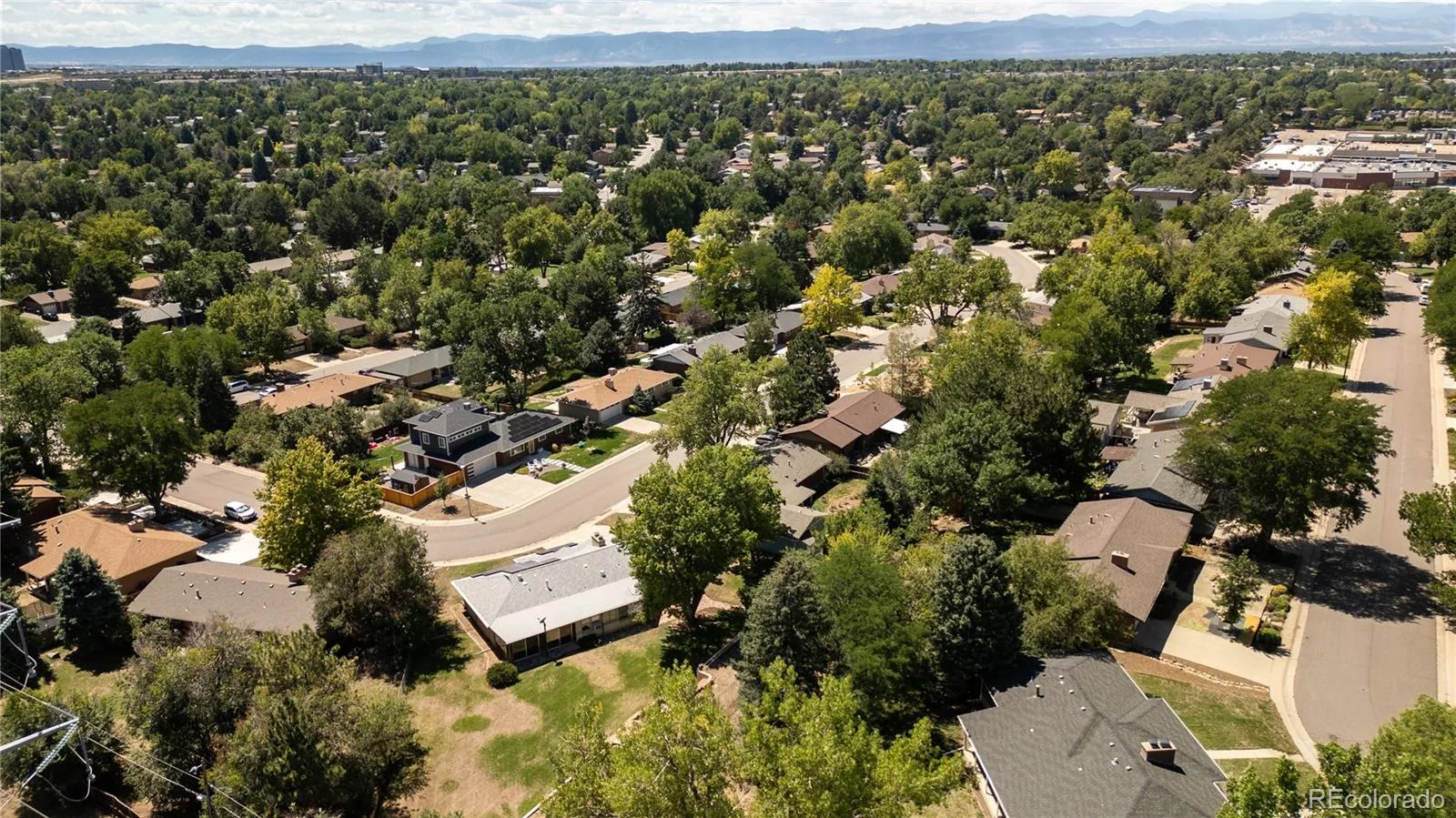 8035 E Jefferson Place Denver CO 80237 | MLS #REC8070125 08202026204547 1600 46