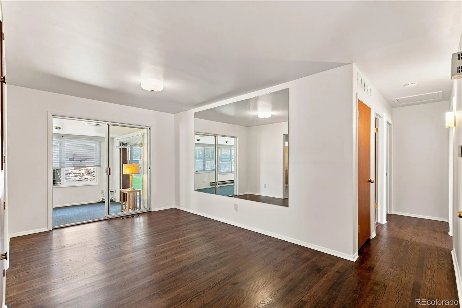 8035 E Jefferson Place Denver CO 80237 | MLS #REC8070125 08202026204547 1600 8