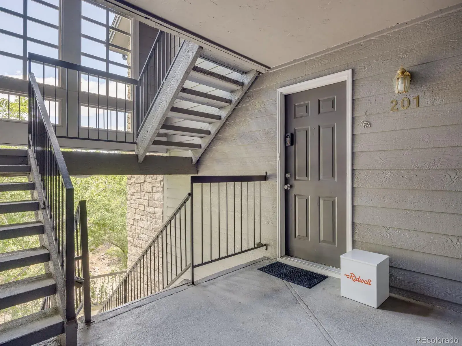 2575 S Syracuse Way #K201 Denver CO 80231 MLS #REC8072944 02172026033600 1600 17