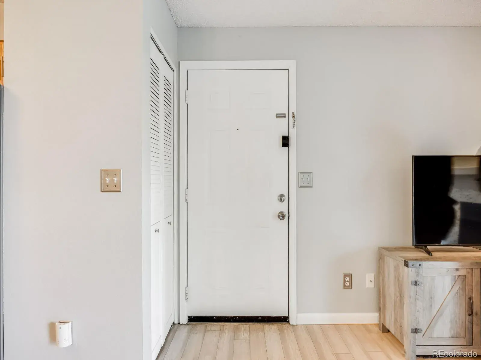 2575 S Syracuse Way #K201 Denver CO 80231 MLS #REC8072944 02172026033600 1600 2