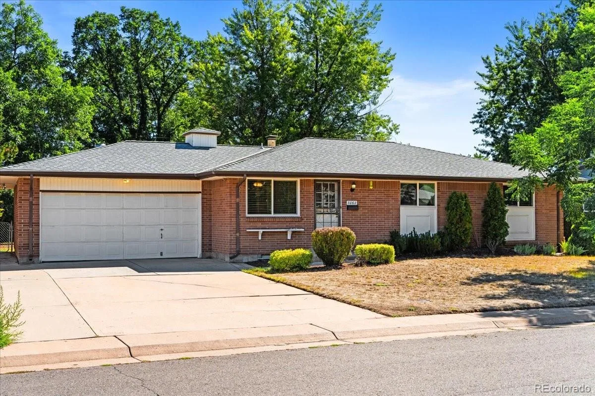 3062 S Hobart Way Denver CO 80227 | MLS #REC8073176 08192026193017 1200 2