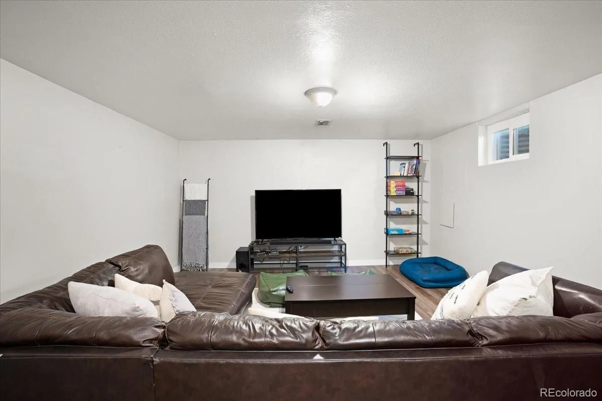 3062 S Hobart Way Denver CO 80227 | MLS #REC8073176 08192026193017 1200 40