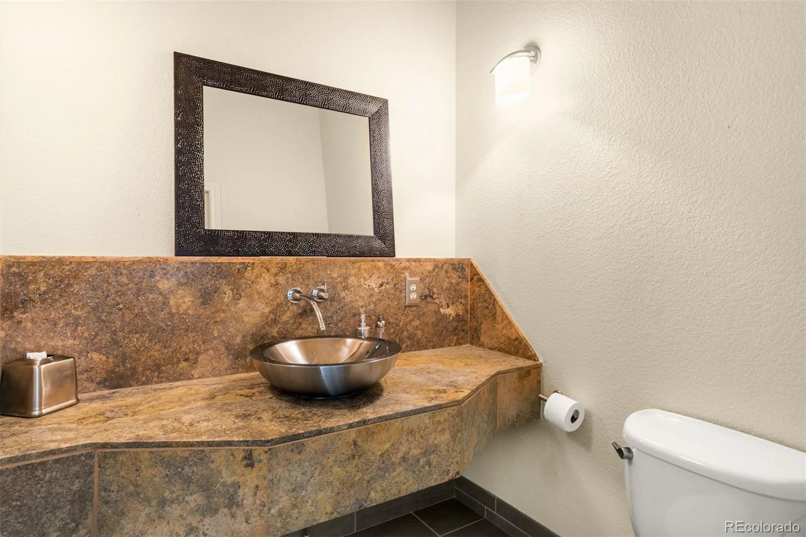 960 S High Street Denver CO 80209 | MLS #REC8075209 09222026084037 1600 13