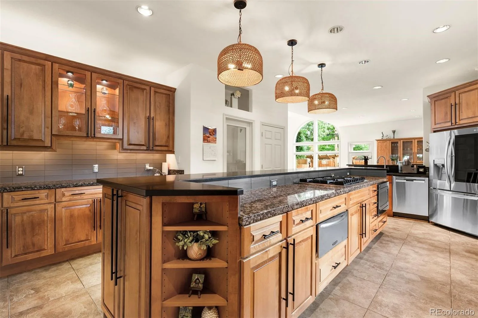 960 S High Street Denver CO 80209 | MLS #REC8075209 09222026084037 1600 4