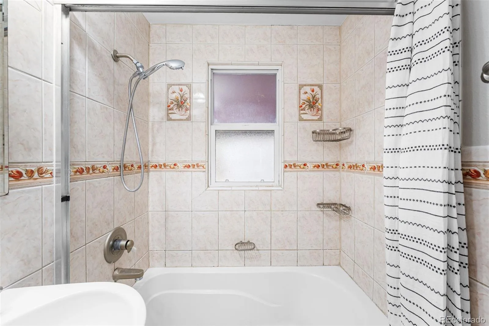 965 S Eliot Street Denver CO 80219 | MLS #REC8078100 06282026073157 1600 21