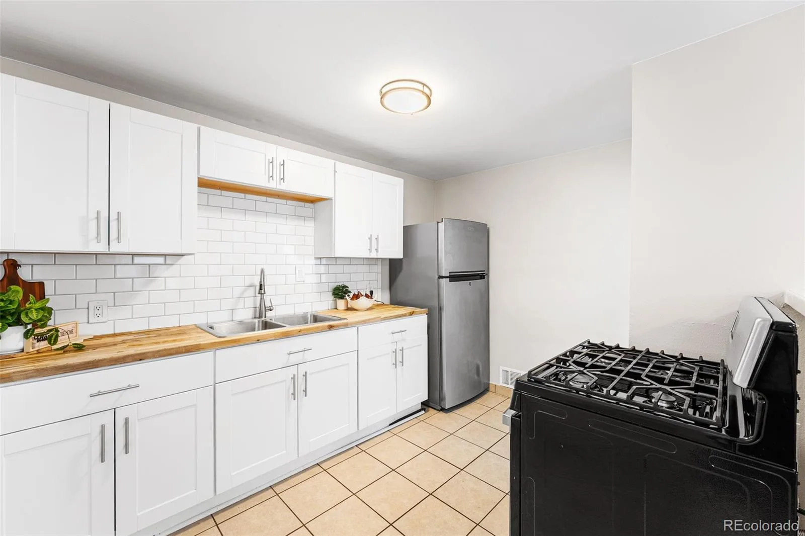 965 S Eliot Street Denver CO 80219 | MLS #REC8078100 06282026073157 1600 8