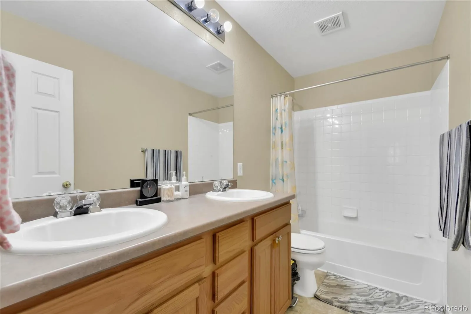 4732 Flower Street Wheat Ridge CO 80033 | MLS #REC8078638 04162026060154 1600 23