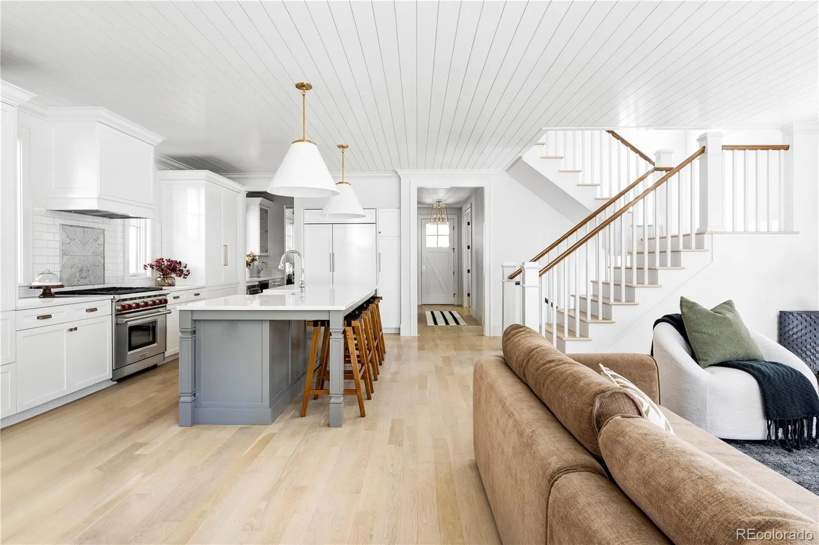 04182026011319 1600 11