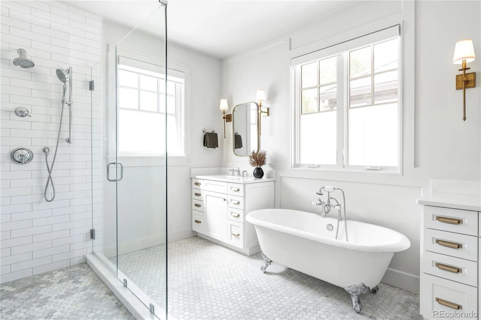 04182026011319 1600 18