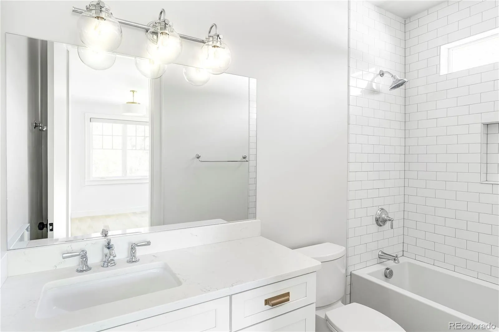 04182026011319 1600 20