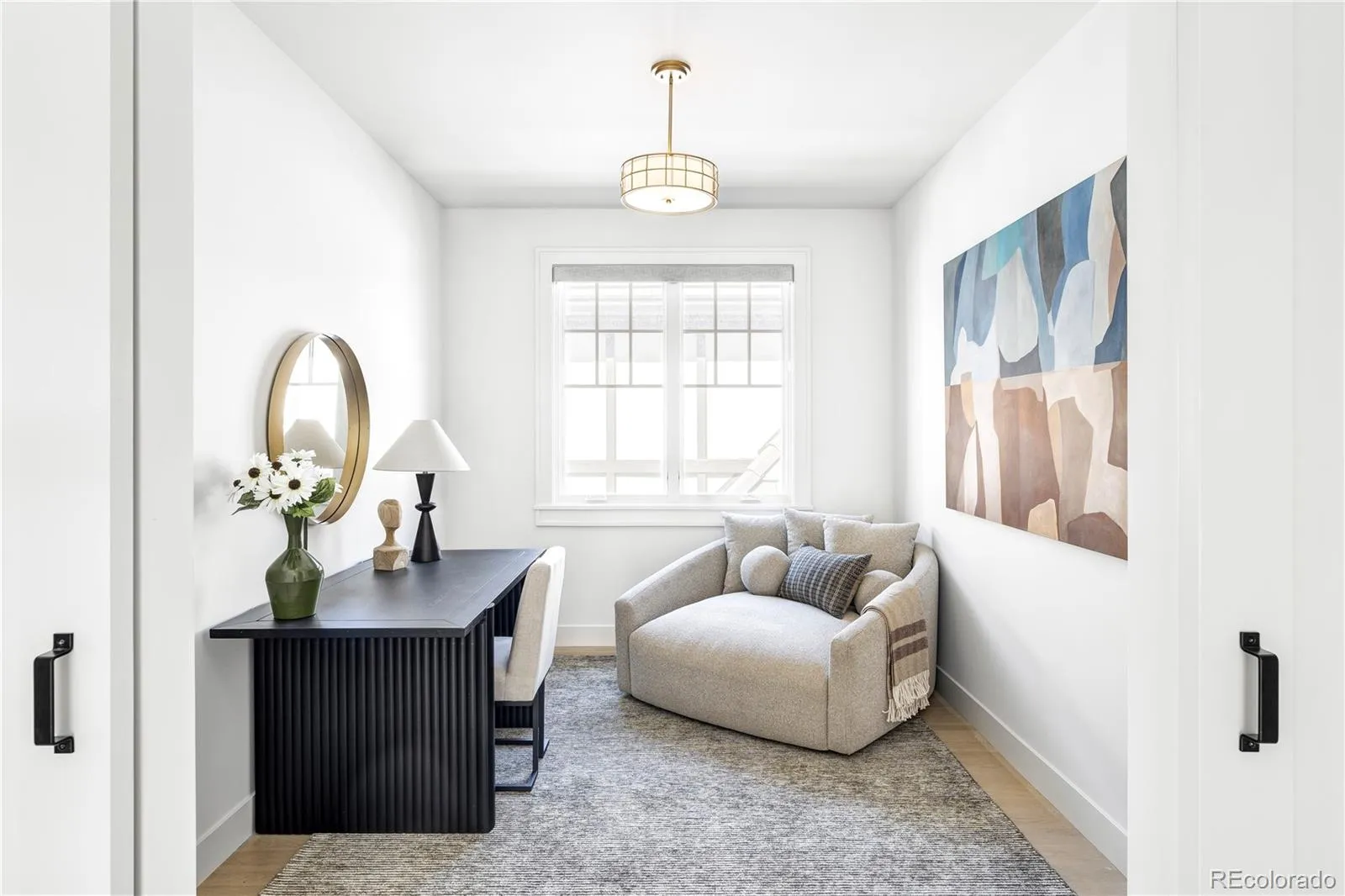 04182026011319 1600 21