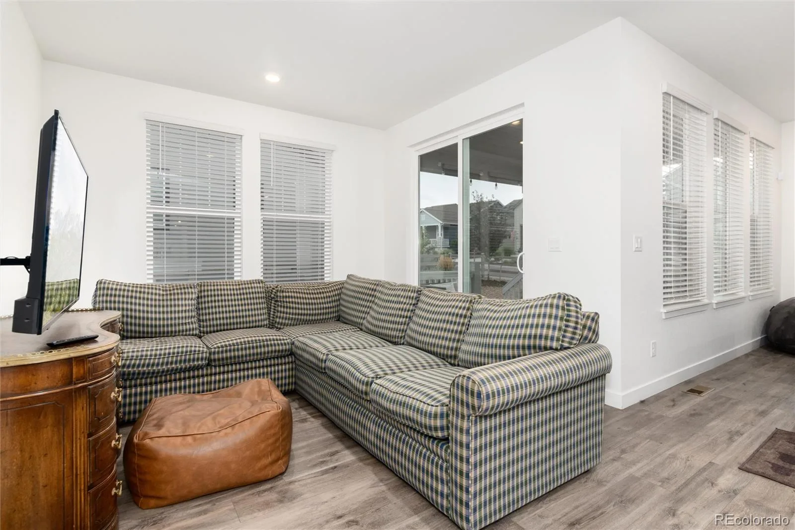 9562 Byers Peak Street Littleton CO 80125 | MLS #REC8081655 07312026162406 1600 9