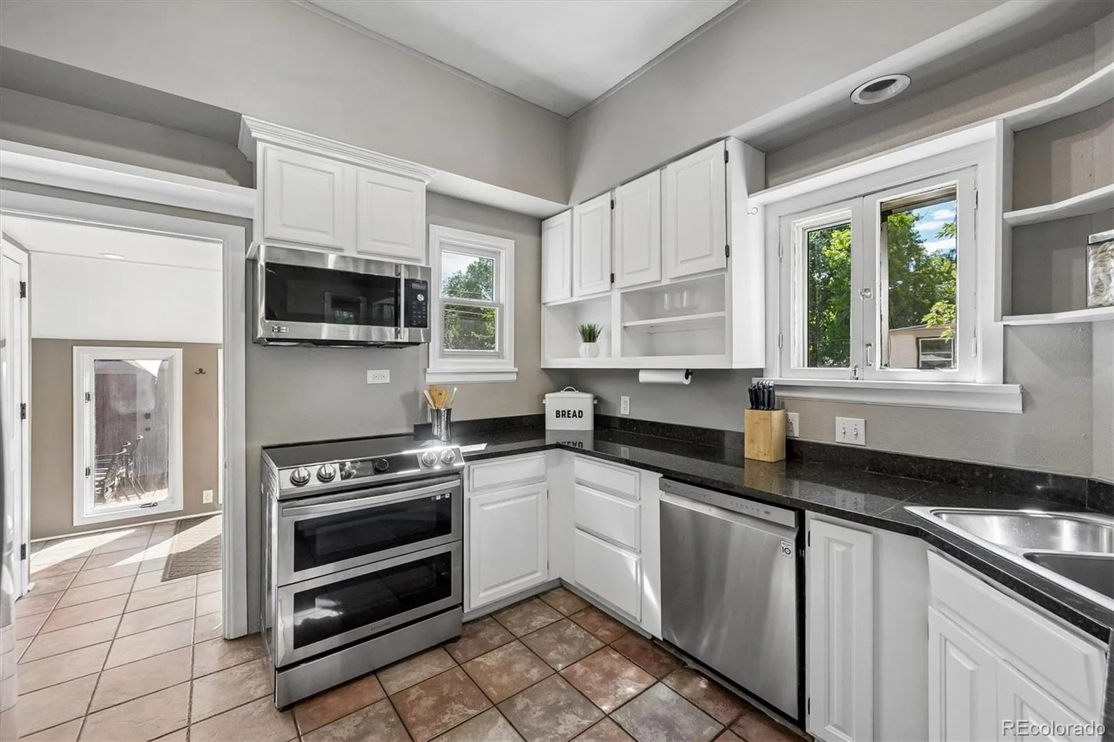 534 S Logan Street Denver CO 80209 | MLS #REC8082811 09222026083936 1600 13